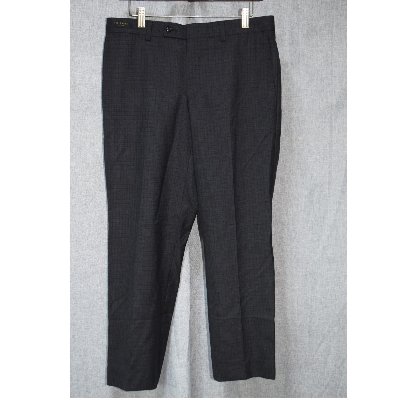 Nwot Ted Baker Jefferson Wool Dress Pants Men’s 33r Black Subtle Plaid